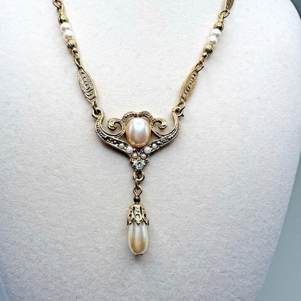 Vintage 1928 Jewelry Co Lavalier Necklace Faux Pearl Dangle Filigree Adjustable